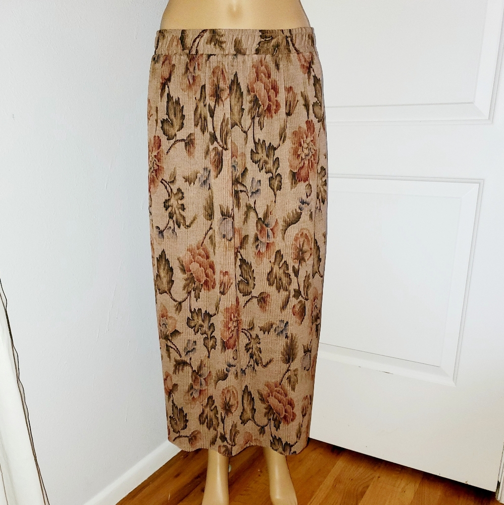 Vintage Joan Walters floral skirt